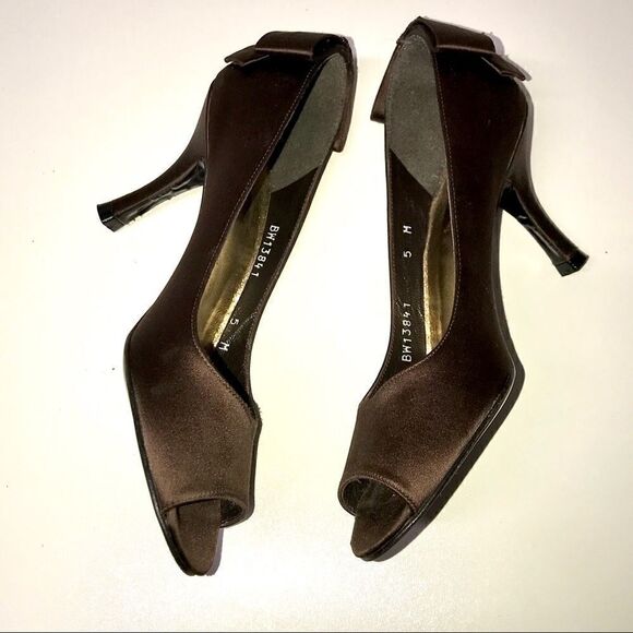 Stuart Weitzman Chocolate Brown Peeptoe Heels sz 5 - Picture 7 of 7